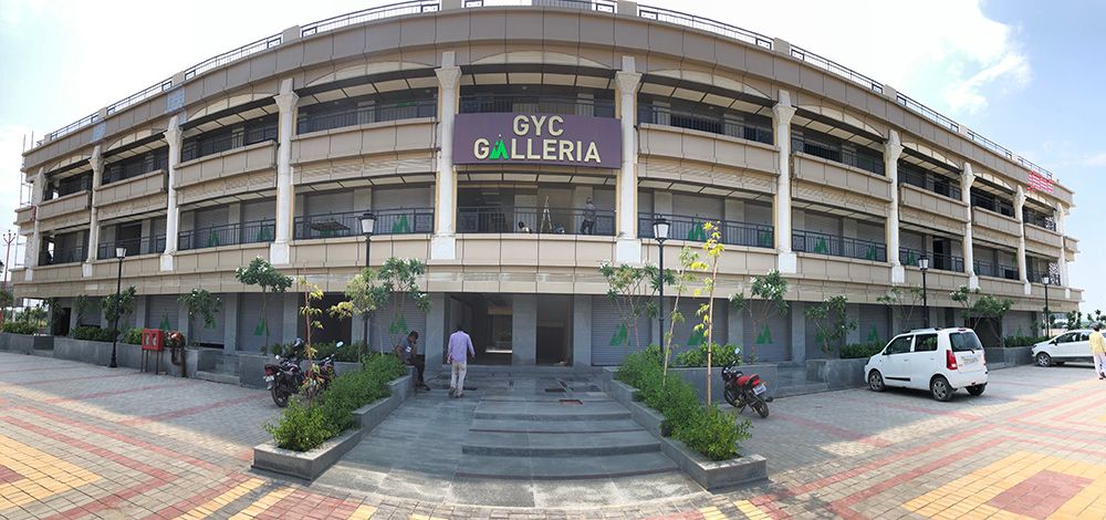 gaur yamuna city retail shops